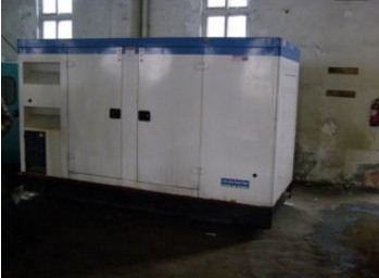 鄯善康明斯150kw大型柴油二手发电机组